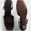Sandalias de cuña de cuero vegano