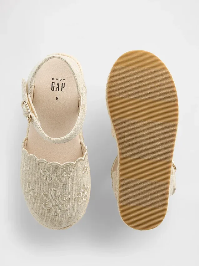 Sandalias tipo alpargatas para niños pequeños