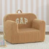 Silla de espuma con logotipo de babyGap en terciopelo acanalado