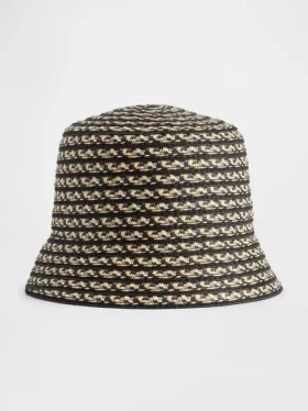 Sombrero de paja tipo cubo