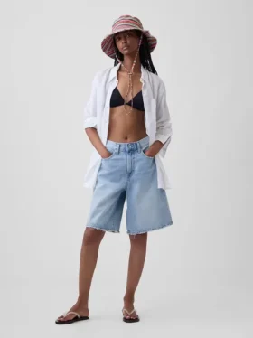 Sombrero de pescador con bordes deshilachados