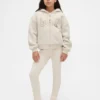 Sudadera con capucha para niños con logo gráfico y forro de sherpa