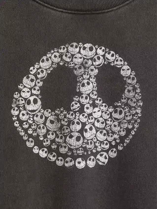 Sudadera gruesa con calaveras de GAP × Disney: «La pesadilla antes de Navidad» de Tim Burton
