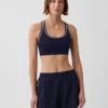 Sujetador deportivo GapFit Smooth de espalda cruzada para impacto medio