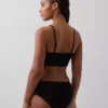Sujetador tipo bralette sin costuras y con escote profundo