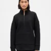 Suéter GapFit de jacquard acolchado con media cremallera