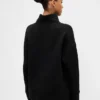 Suéter GapFit de punto jacquard acolchado con cuello de embudo