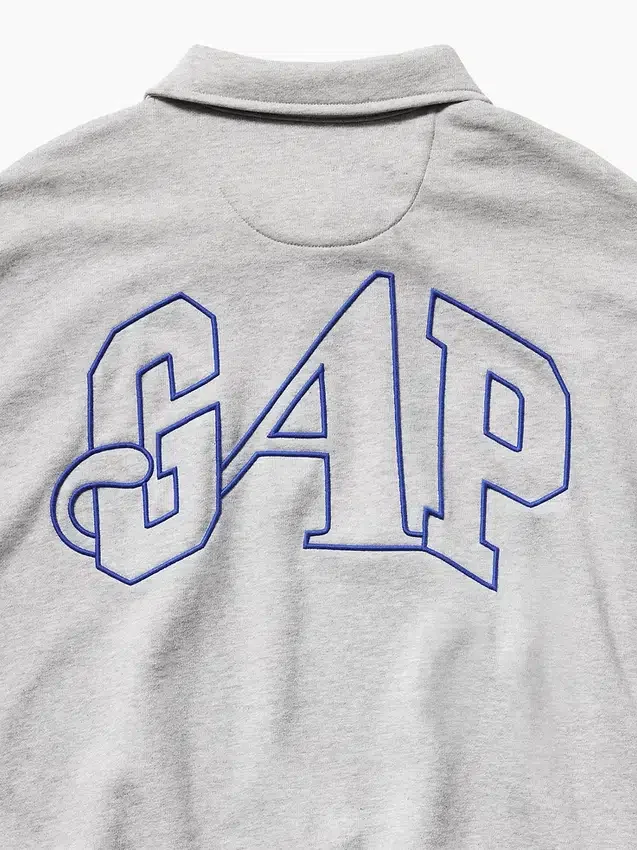 Suéter oversize de tejido grueso con cremallera de un cuarto de GAP × Awake Ny