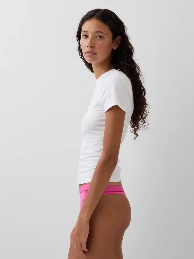 Tanga con logotipo de algodón orgánico elástico