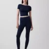 Top corto cruzado reversible GapFit Smooth