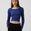 Top corto de canalé sin costuras GapFit