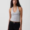 Top corto de cuello halter de tejido tupido