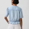 Top corto de denim con peplum