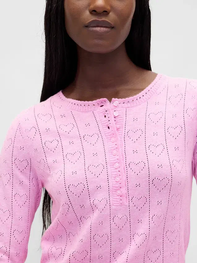 Top ligero de pijama CashSoft con diseño de corazones en punto calado