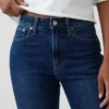 Vaqueros Curvy de talle alto, estilo delgado y recto de los años 90