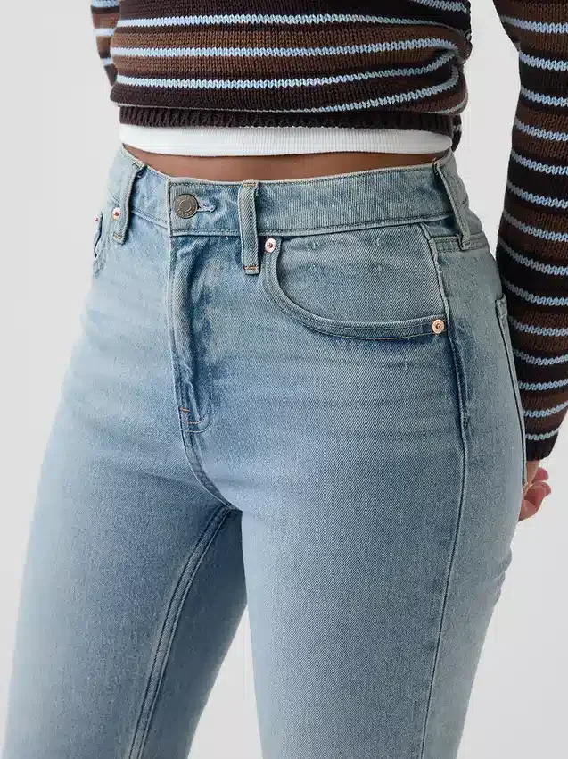 Vaqueros Curvy de talle alto, estilo delgado y recto de los años 90