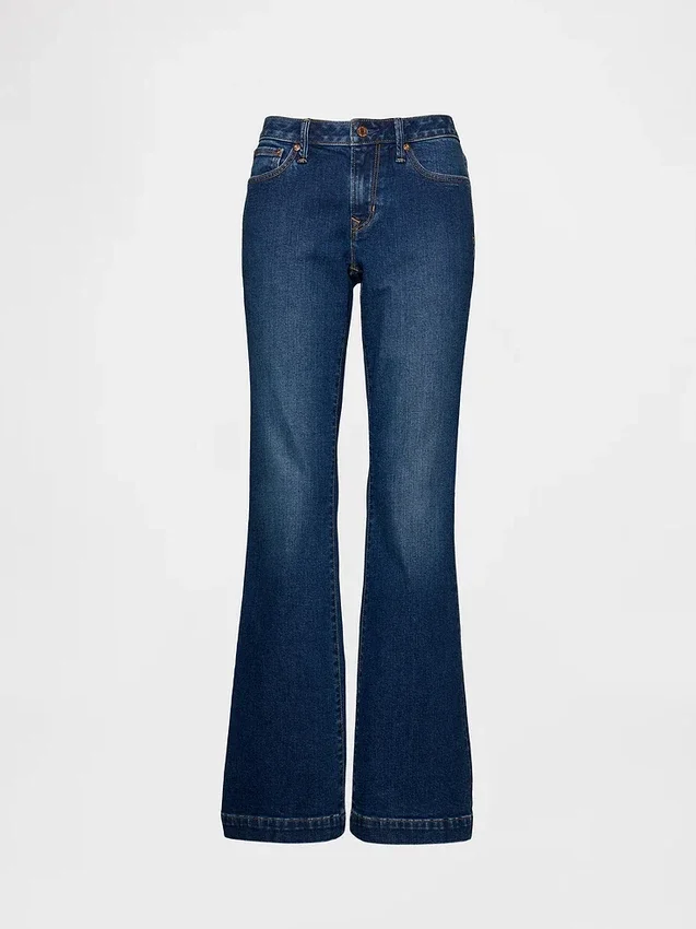 Vaqueros Curvy de talle bajo, largos y ajustados