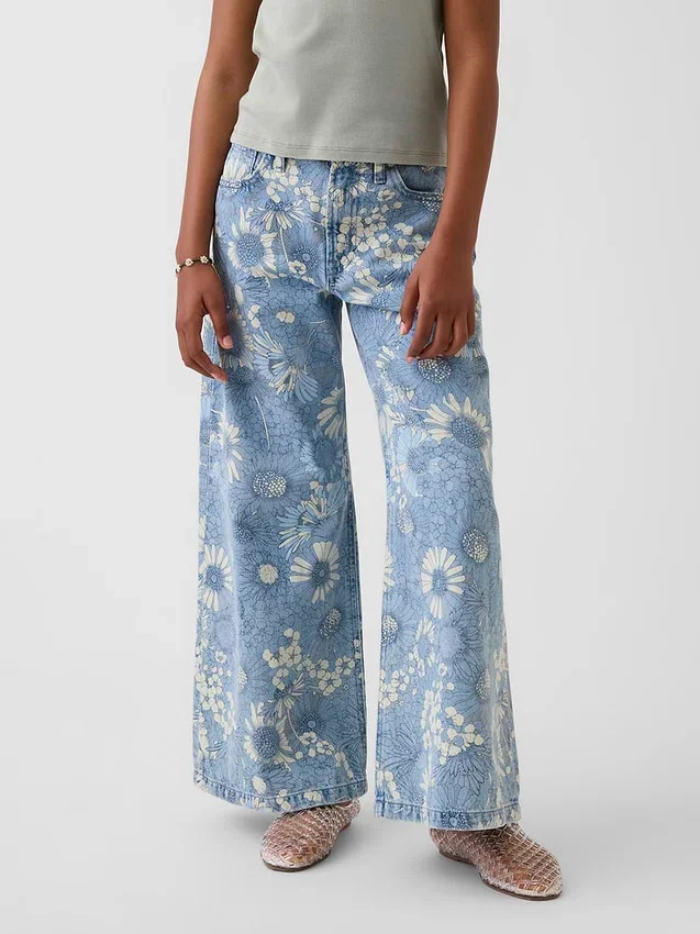 Vaqueros de mezclilla holgados de talle bajo con estampado floral para niños