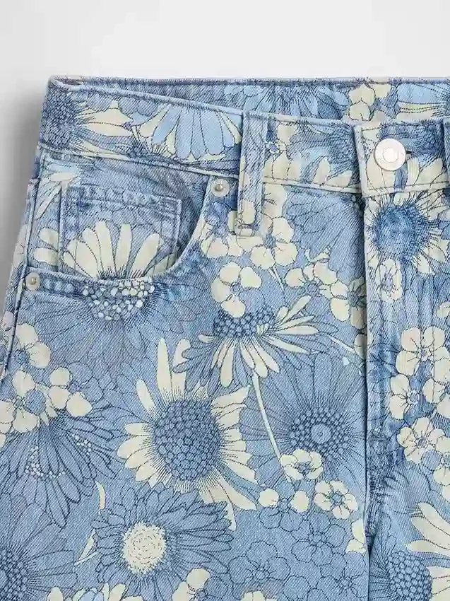 Vaqueros de mezclilla holgados de talle bajo con estampado floral para niños