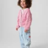 Vaqueros de mezclilla tipo cargo con corte de barril y diseño de fresa para Bebé y Niño