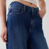 Vaqueros de talle bajo y corte extra holgado