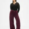 Vaqueros de tiro alto, paso amplio y pierna ancha