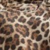 Vaqueros holgados de leopardo ultrasuaves de talle medio