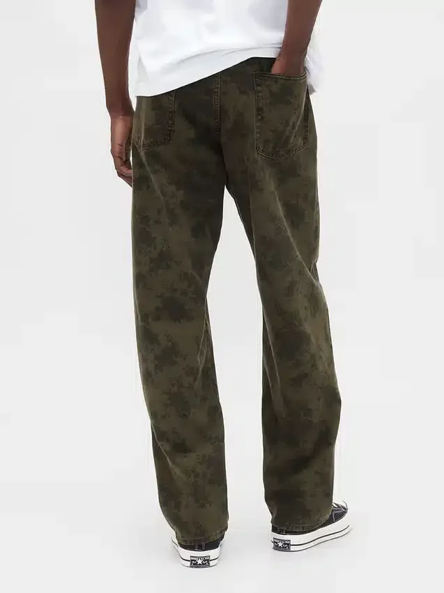 Vaqueros holgados de lona con estampado floral