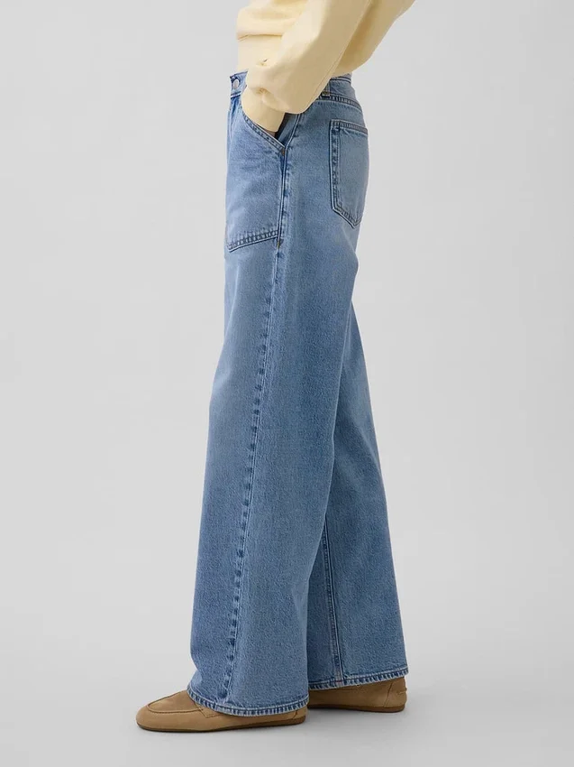 Vaqueros holgados de talle bajo estilo de los 90