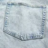 Vaqueros holgados de talle bajo estilo de los 90
