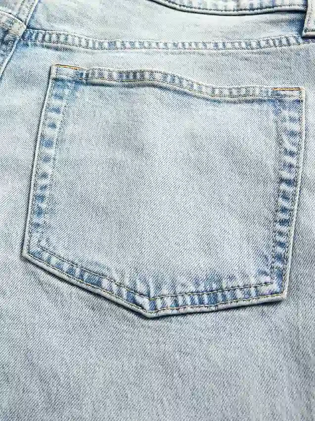 Vaqueros holgados de talle bajo estilo de los 90