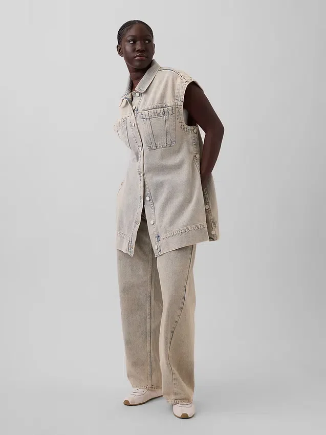 Vaqueros holgados de talle bajo GAP × Hfr, de la colección de Nicole Benefield
