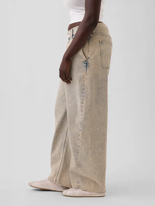 Vaqueros holgados de talle bajo GAP × Hfr, de la colección de Nicole Benefield