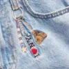 Vaqueros holgados de talle bajo para niños con bordado «I Heart NY»
