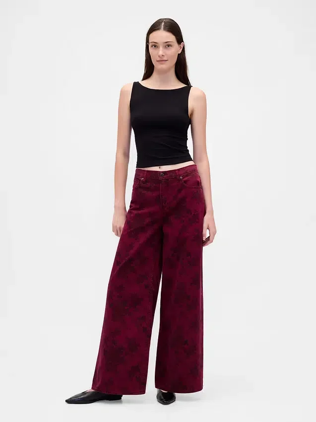 Vaqueros holgados de talle medio con estampado floral