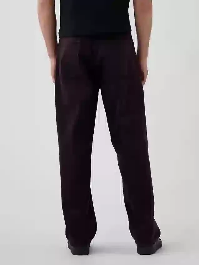 Vaqueros holgados rígidos