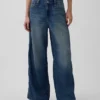 Vaqueros holgados ultrasuaves con tachuelas y talle medio