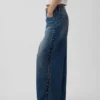 Vaqueros holgados ultrasuaves con tachuelas y talle medio