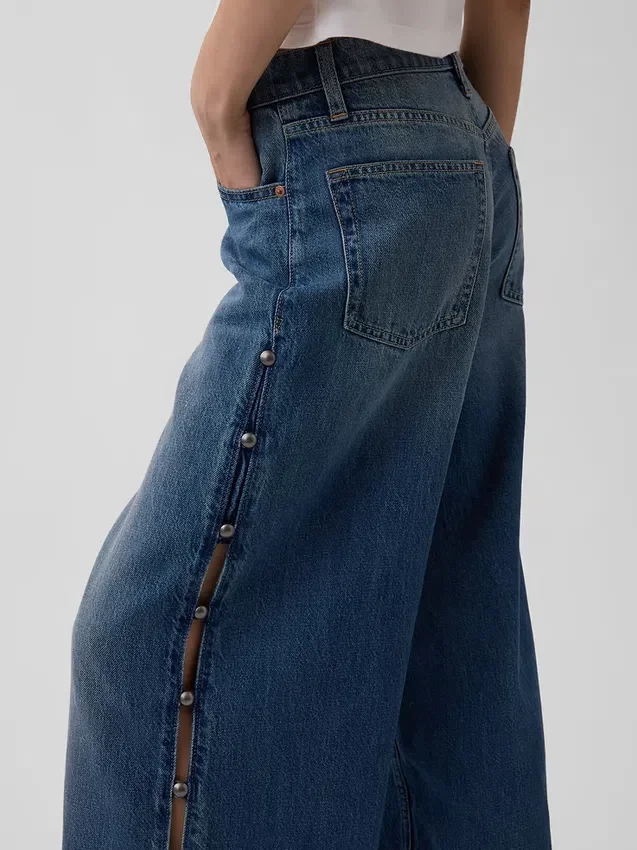 Vaqueros holgados ultrasuaves con tachuelas y talle medio