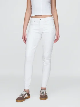 Vaqueros True Skinny de talle medio