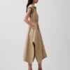 Vestido camisero de popelín con bajo en forma de pañuelo