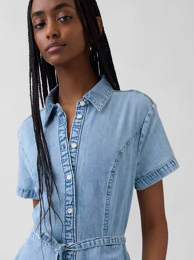 Vestido camisero midi de mezclilla con cinturón para atar