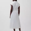 Vestido camisero midi de popelín con cintura ceñida