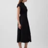 Vestido camisero midi de popelín con cintura ceñida