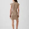 Vestido camisero mini ajustado a la cintura de popelín a rayas