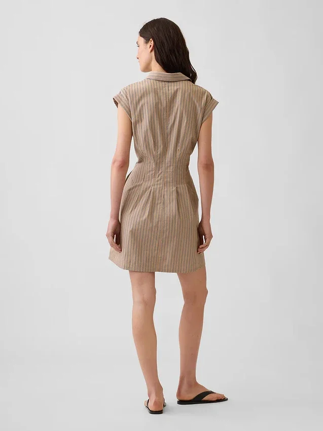 Vestido camisero mini ajustado a la cintura de popelín a rayas