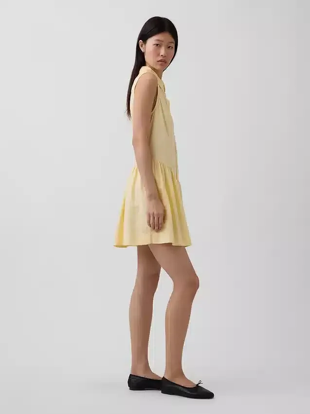 Vestido camisero mini de cintura baja en mezcla de lino
