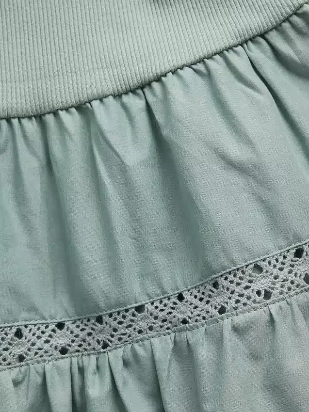 Vestido con volantes y ribete de encaje para bebés y niños pequeños