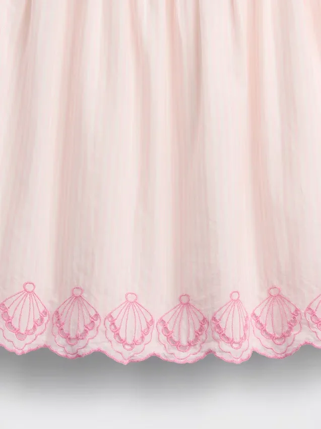 Vestido de encaje para bebés y niños pequeños
