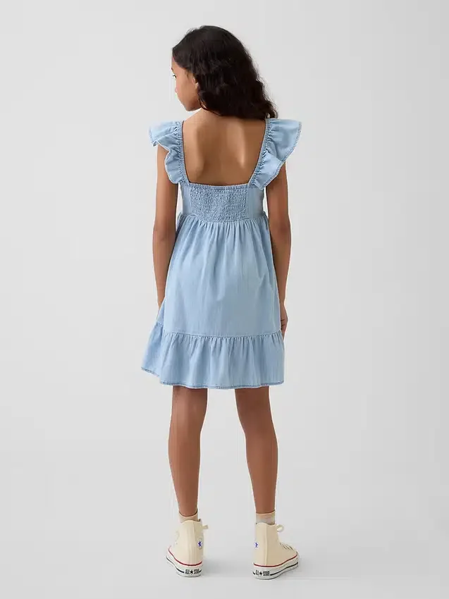 Vestido de mezclilla con mangas ondeantes y escote de corazón